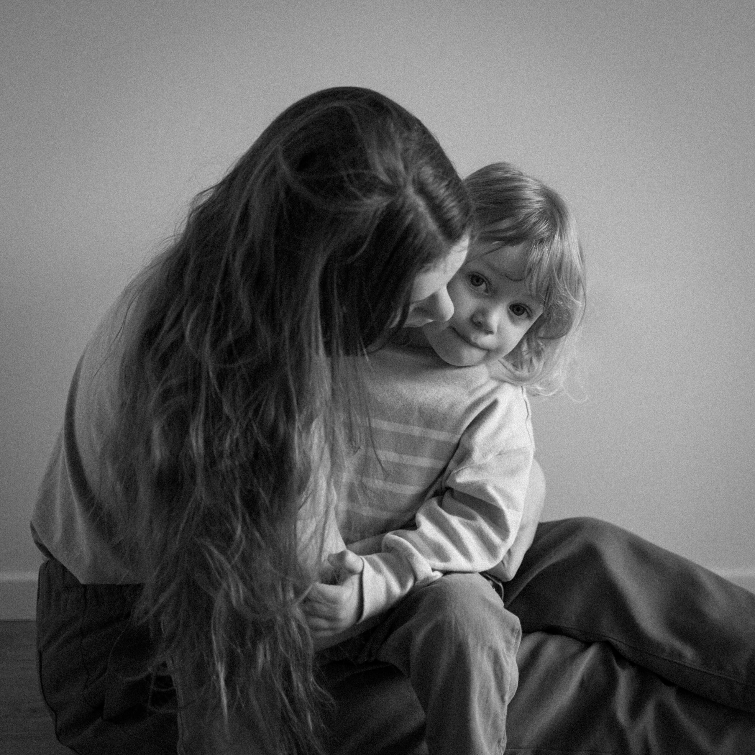 autoportrait d'une maman et son enfant