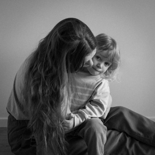 autoportrait d'une maman photographe avec son enfant